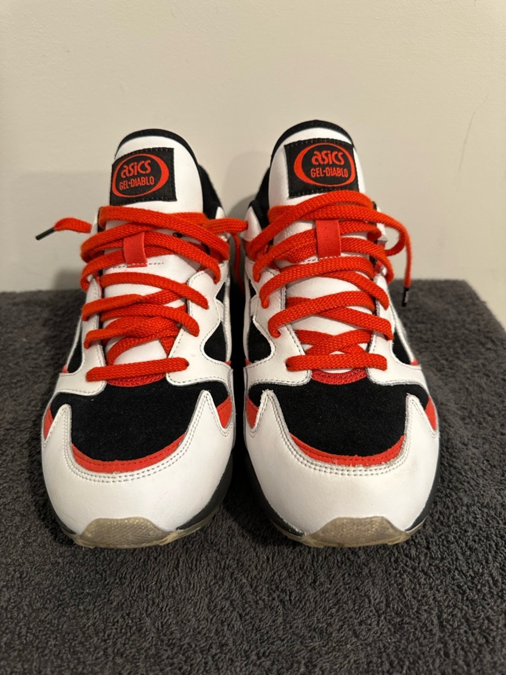 ASICS White Black Red GEL-Diablo Athletic Sneakers